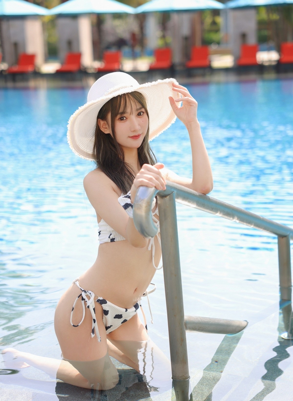 39242afd341bb346.jpg